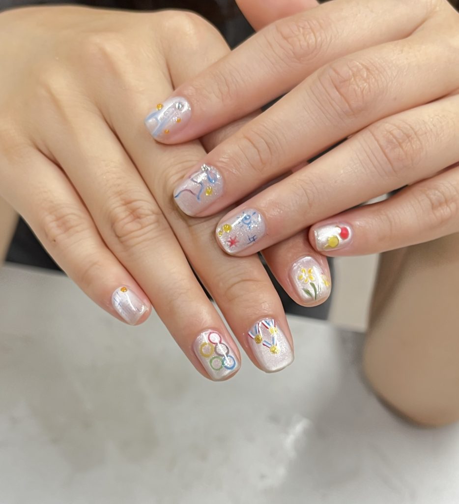 Colourful Olympic short nail design